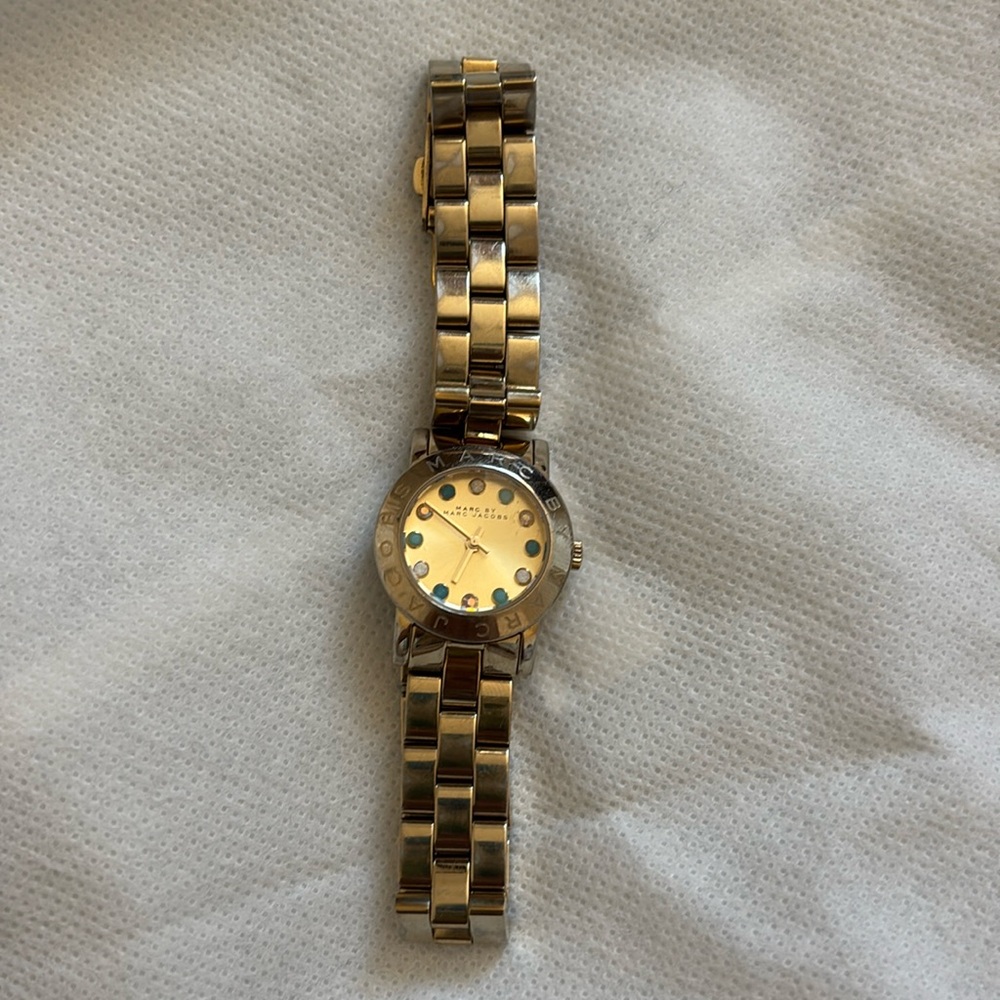 Marc Jacobs Amy Dexter Gold Dial SS Quartz Ladies Watch MBM3218 (Used)